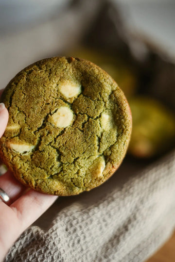 6 × Matcha and Belgian White Chocolate Cookies sancha